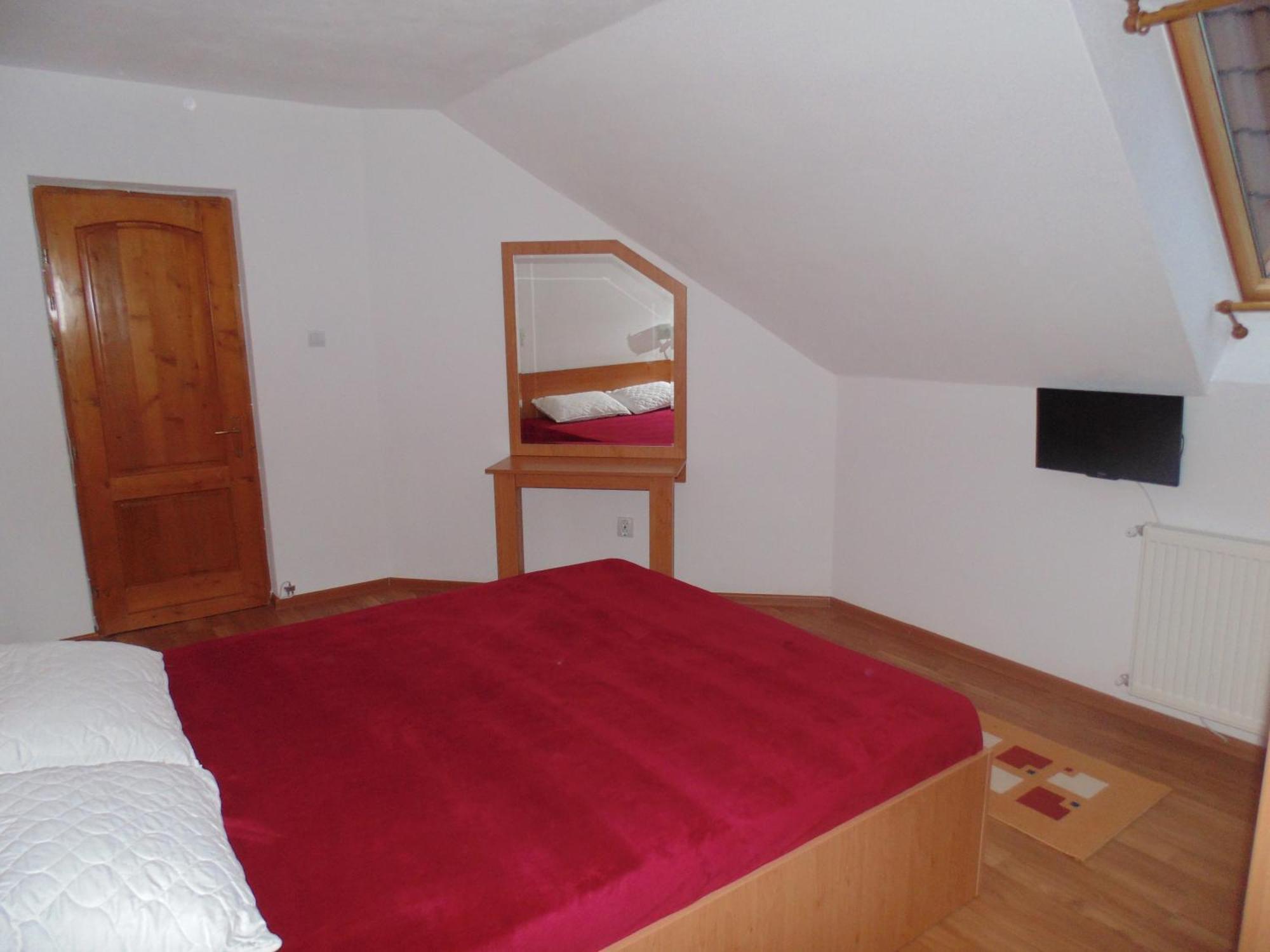 Casa Dancs Hotel Covasna Bilik gambar