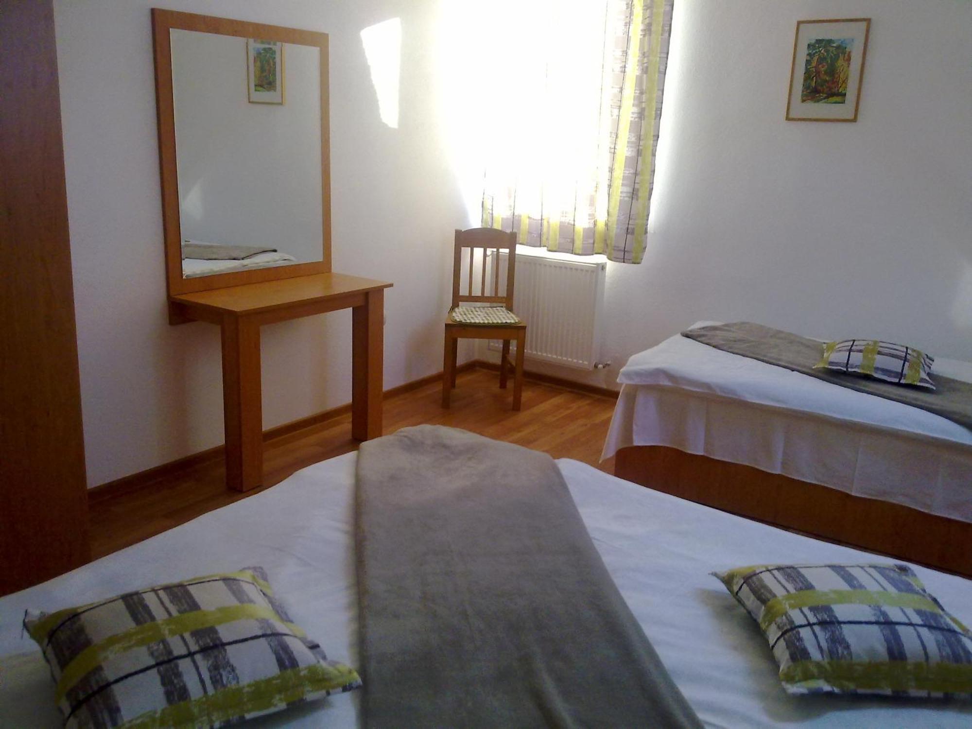 Casa Dancs Hotel Covasna Bilik gambar